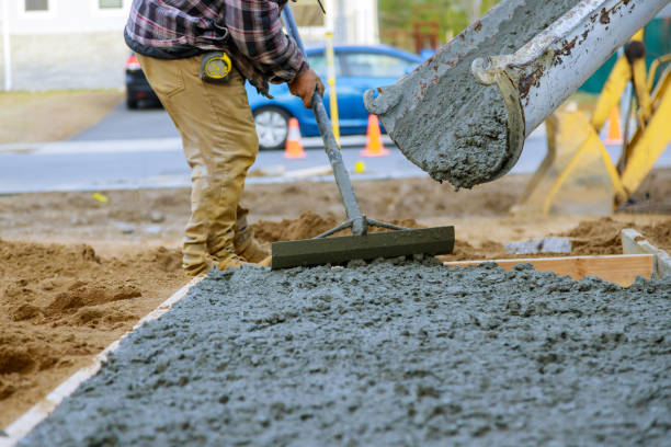 Best Concrete Demolition Services  in Perry, MI